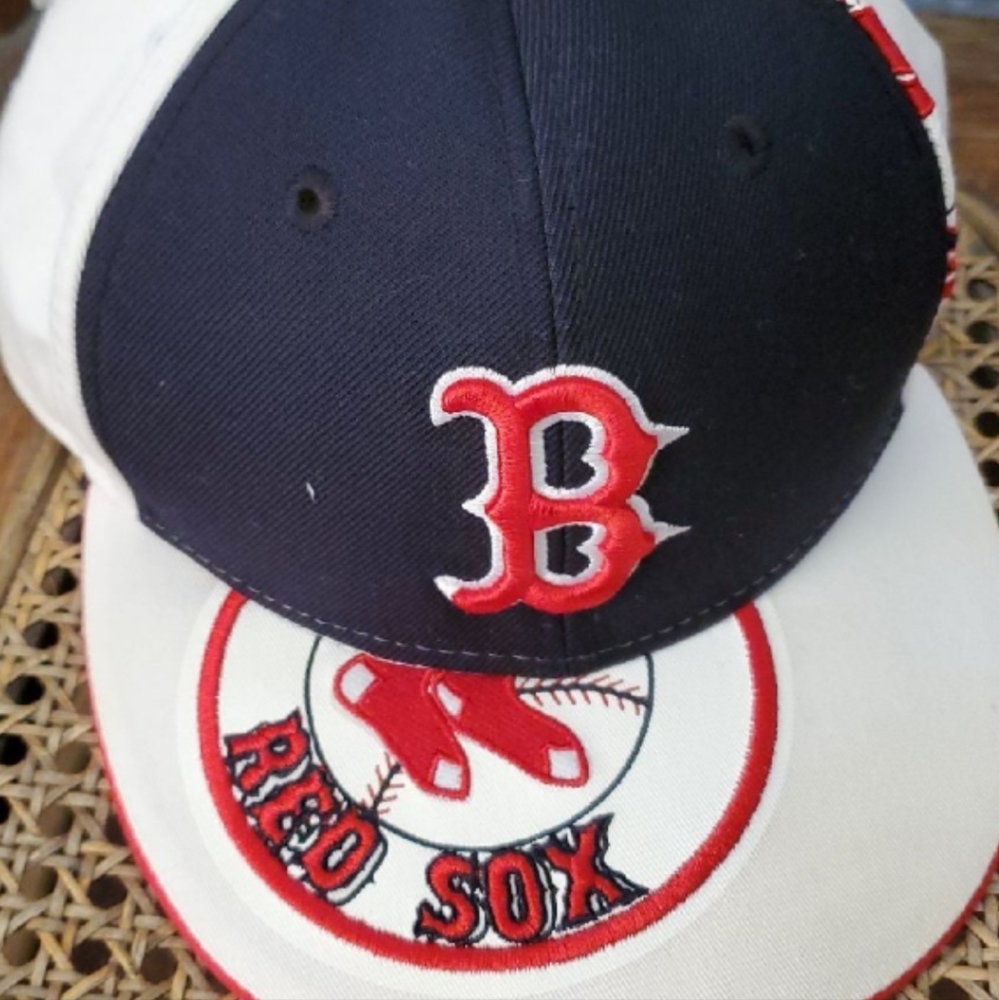 Boston red Sox fitted new era hat barely worn to small for me 7 and 3/8 size